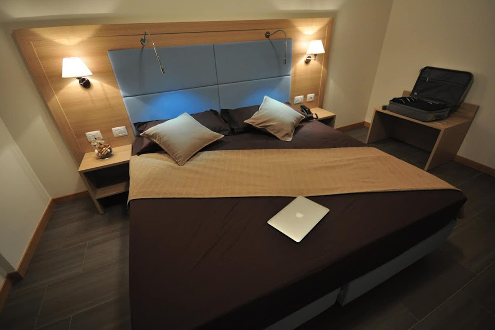 Hotel 325 Tor Vergata Rome Luaran gambar