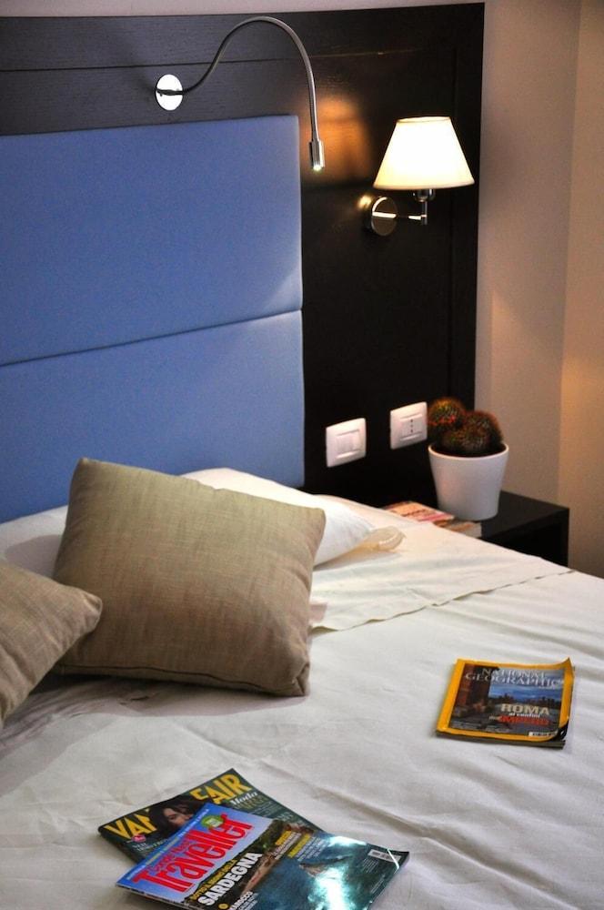 Hotel 325 Tor Vergata Rome Luaran gambar