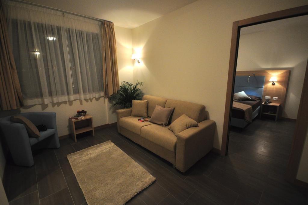 Hotel 325 Tor Vergata Rome Luaran gambar