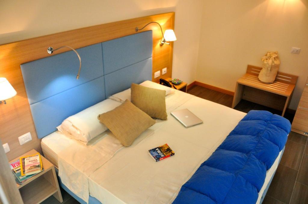 Hotel 325 Tor Vergata Rome Bilik gambar