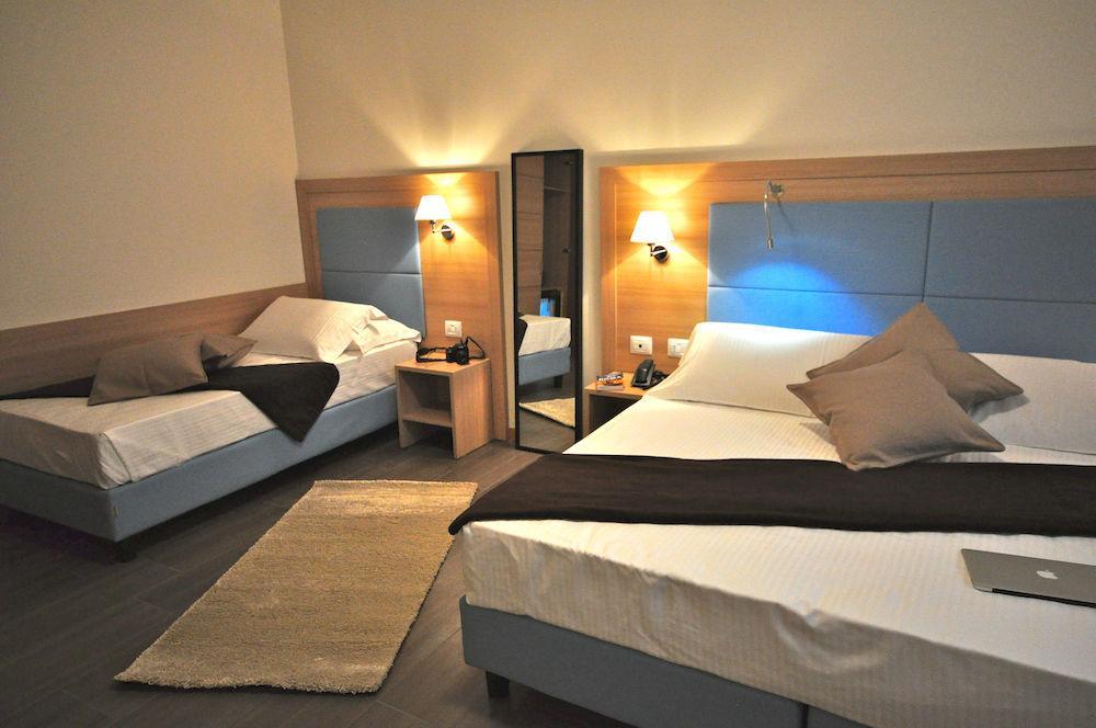 Hotel 325 Tor Vergata Rome Luaran gambar